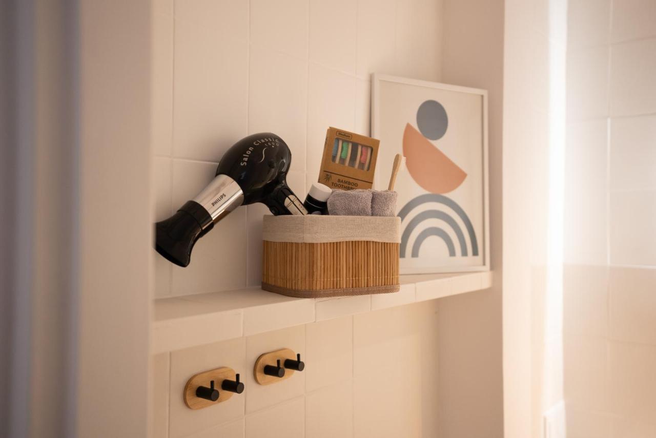 Spacious, Quiet And Bright Apartment, Close Center, Parking, Air-conditioned Apartament Warszawa